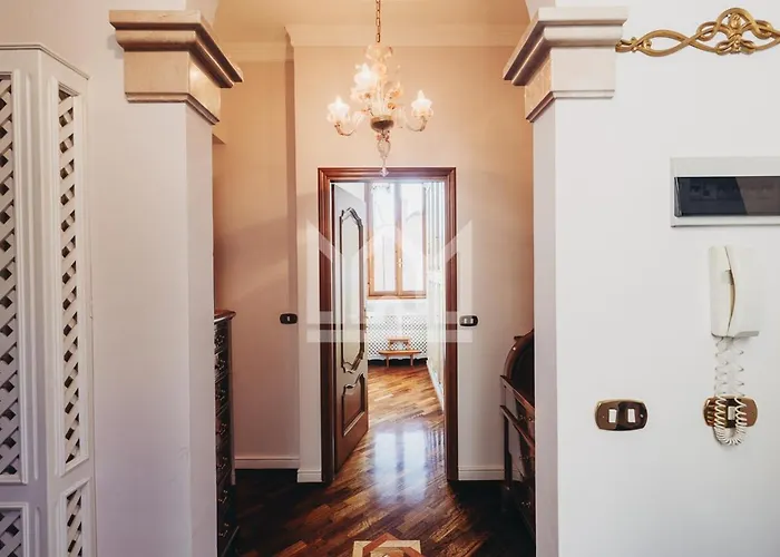 Gold Palace ***** Ferrara