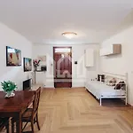 Gold Palace ***** Ferrara
