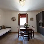 Aparthotel Gold Palace ***** Ferrara