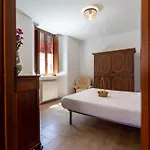 Gold Palace ***** 4*
