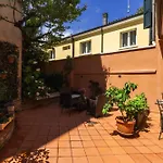 Gold Palace ***** 4* Ferrara