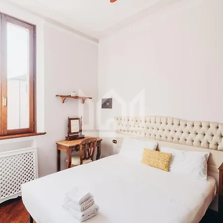 Gold Palace ***** Aparthotel 4*