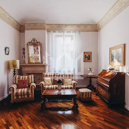 Aparthotel Gold Palace ***** Ferrara