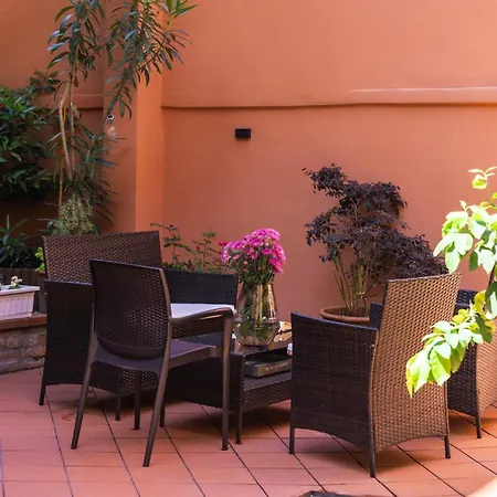 Gold Palace ***** Aparthotel 4*