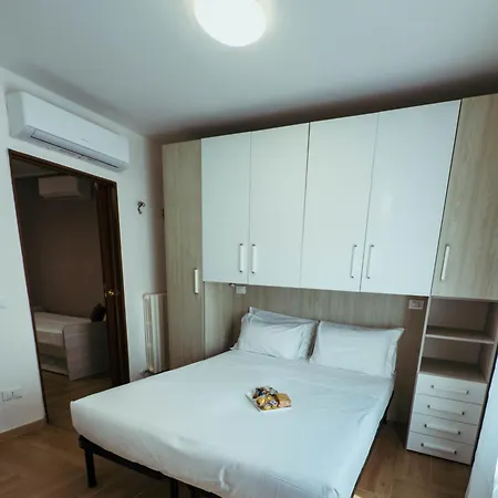 Gold Palace ***** 4* فيرّارا
