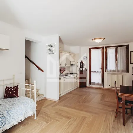 Hotel apartamentowy Gold Palace ***** Ferrara