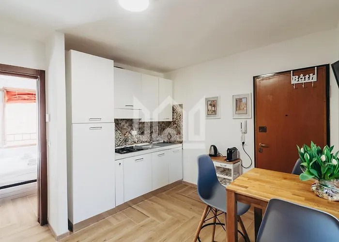 Gold Palace ***** Hotel apartamentowy Ferrara