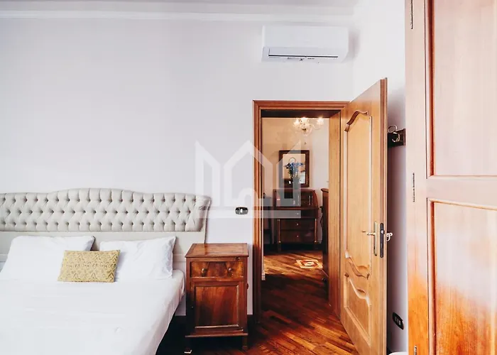 Gold Palace ***** Hotel apartamentowy 4*